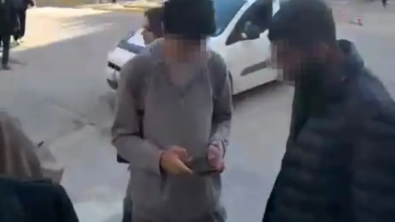 Eskişehir’de gence zorla tespih satmaya çalışan şahıs Ankara’da yakalandı