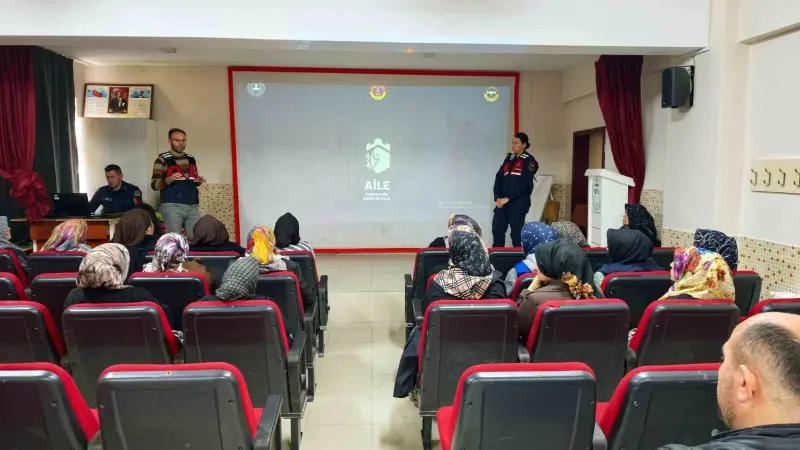 Jandarmadan velilere bağımlılıkla mücadele eğitimi